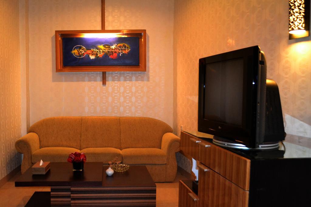 Crown Hotel Tanjung Selor Rom bilde