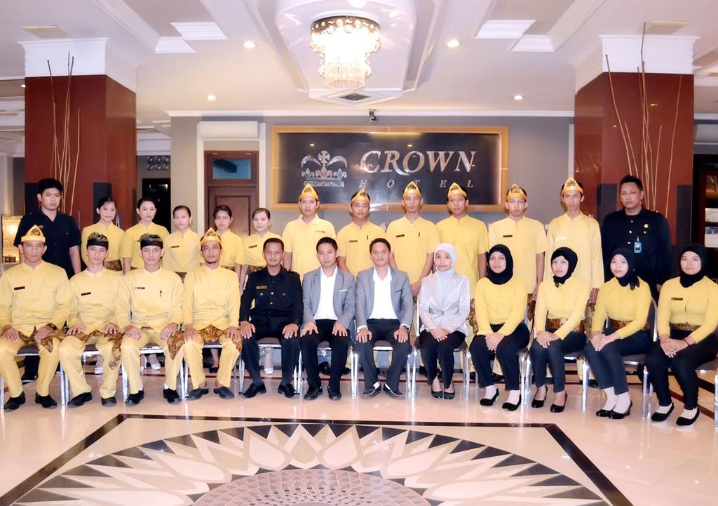 Crown Hotel Tanjung Selor Eksteriør bilde