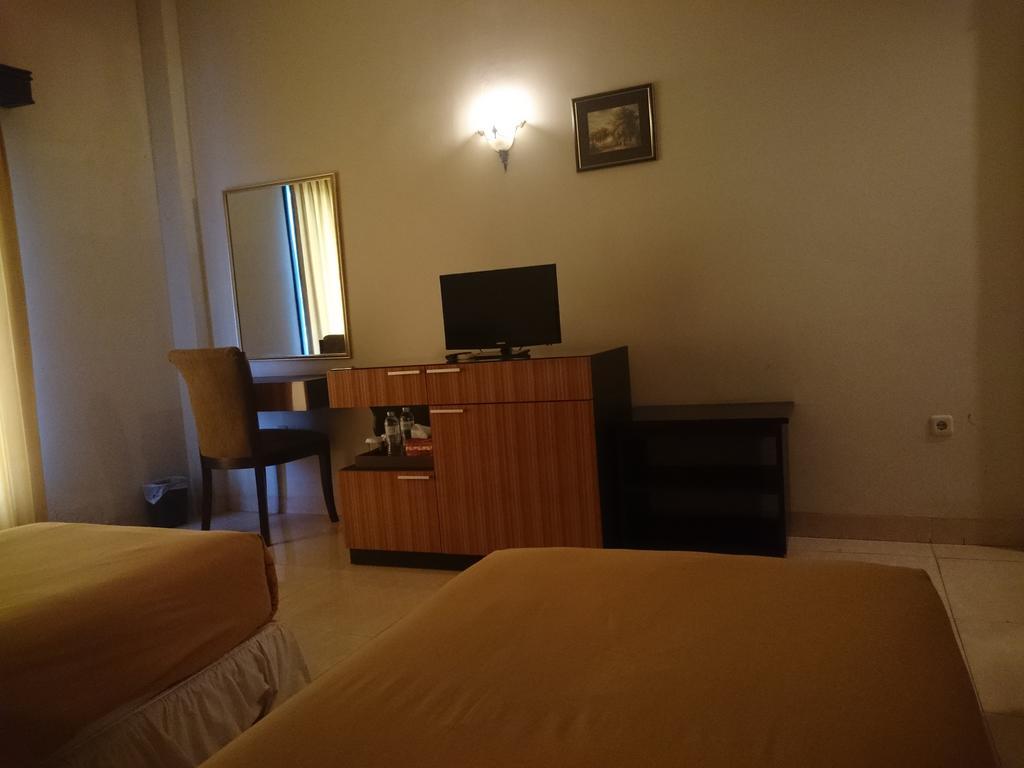 Crown Hotel Tanjung Selor Rom bilde